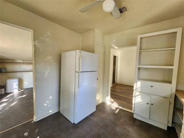 $1,800 | 1516 Lindsey Street, Denton, TX 76205