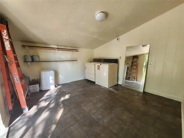 $1,800 | 1516 Lindsey Street, Denton, TX 76205