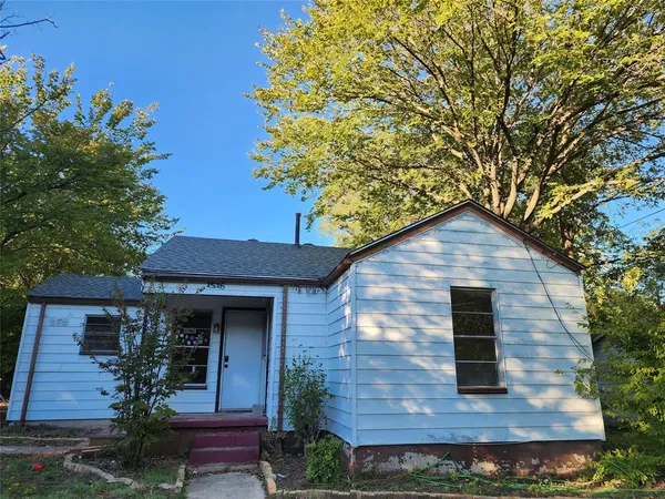 $1,800 | 1516 Lindsey Street, Denton, TX 76205