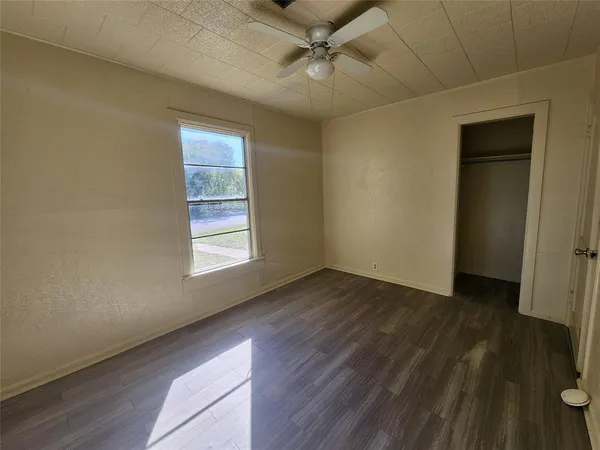 $1,800 | 1516 Lindsey Street, Denton, TX 76205