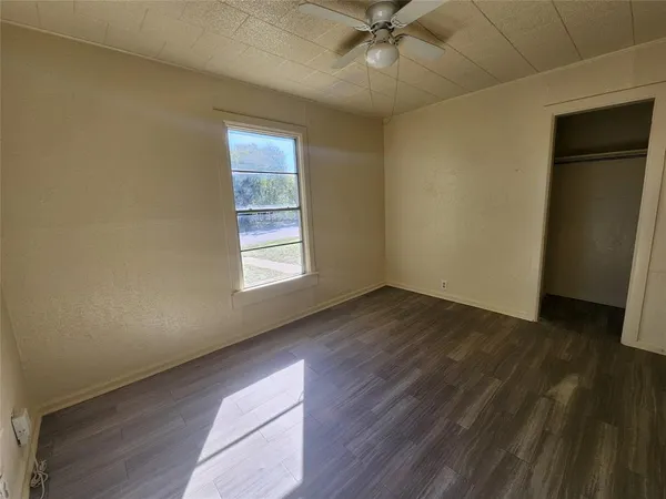 $1,800 | 1516 Lindsey Street, Denton, TX 76205
