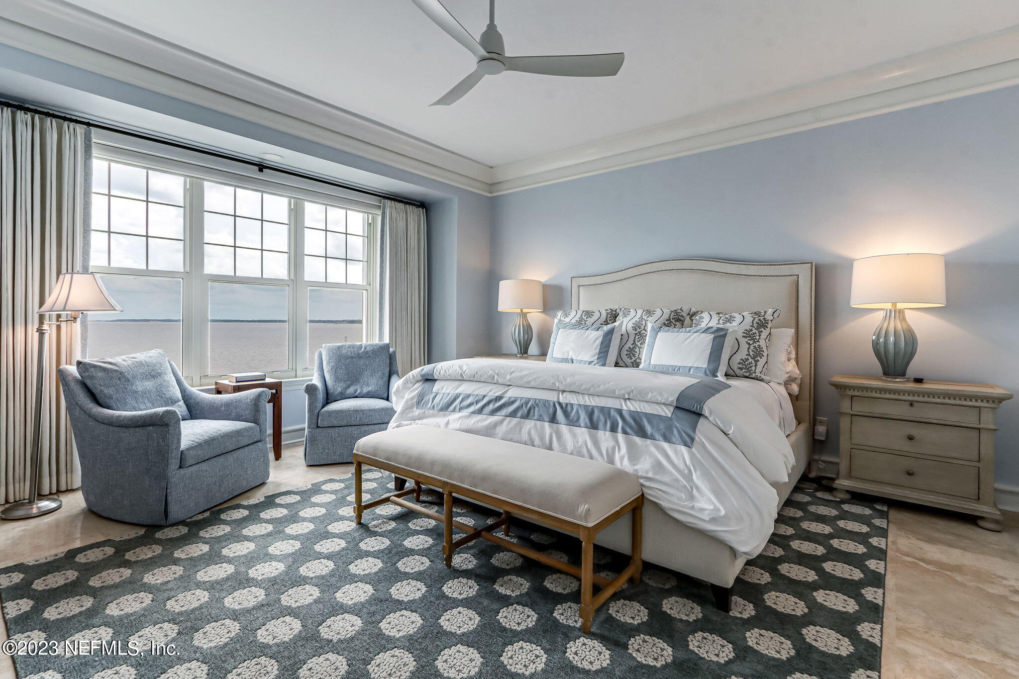 2358 Riverside Avenue, Unit 401 Jacksonville, FL 32204 - Photo 40 of 92 a bedroom with a bed and a couch