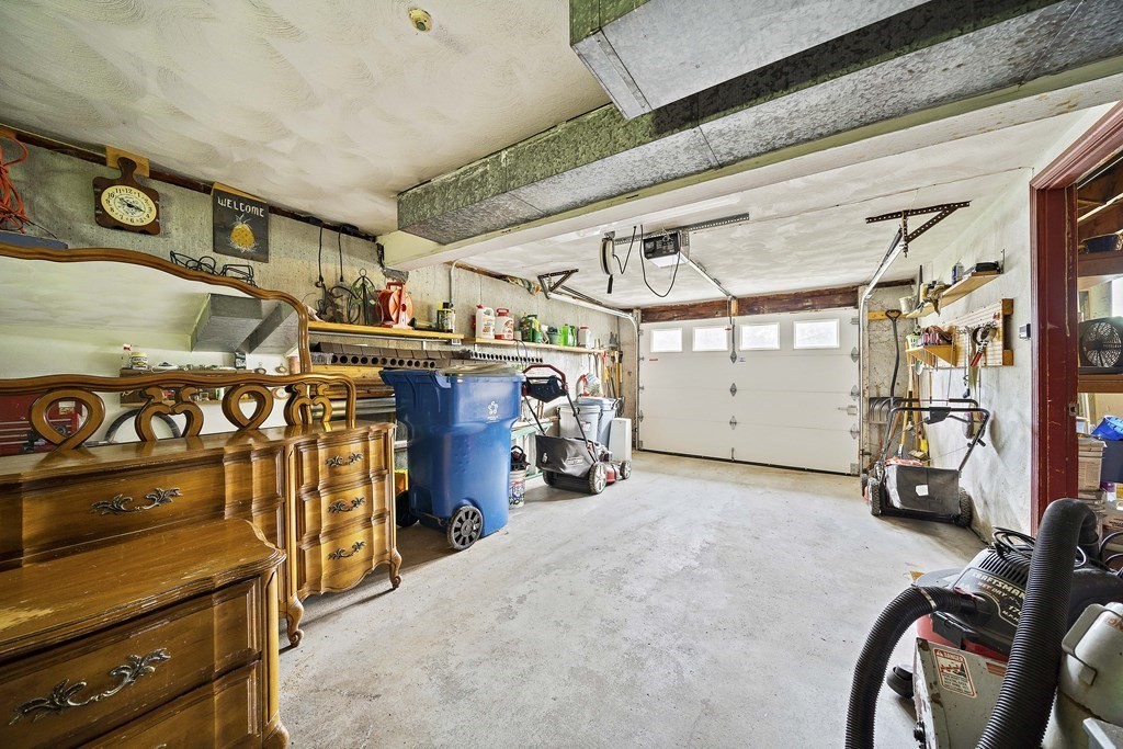 4 Oak Grove Road Randolph, MA 02368 - Photo 15 of 33 Gallery Image 15