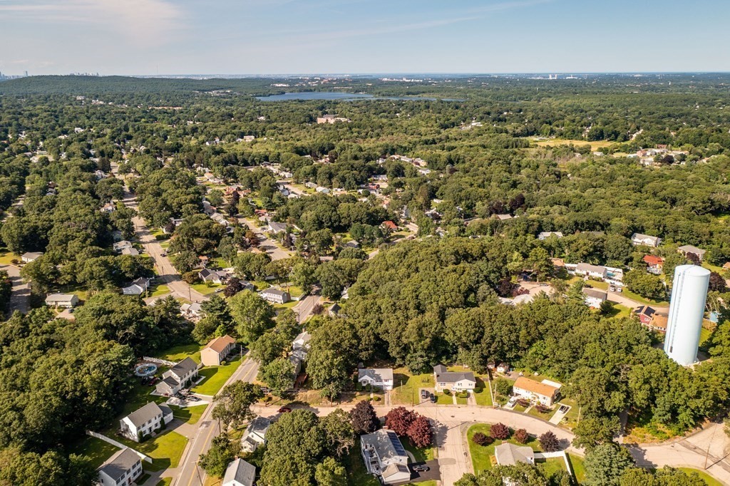 4 Oak Grove Road Randolph, MA 02368 - Photo 25 of 33 Gallery Image 25