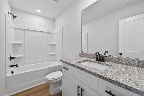 $2,100 | 548 Madison Street, Commerce, GA 30529