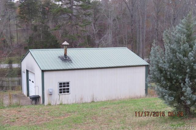 4020 Polk County Line Road Rutherfordton, NC 28139 - Photo 5 of 18 a backyard of a house