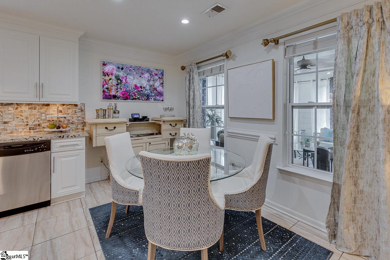 402 Chartwell Drive Greer, SC 29650 - Photo 11 of 36