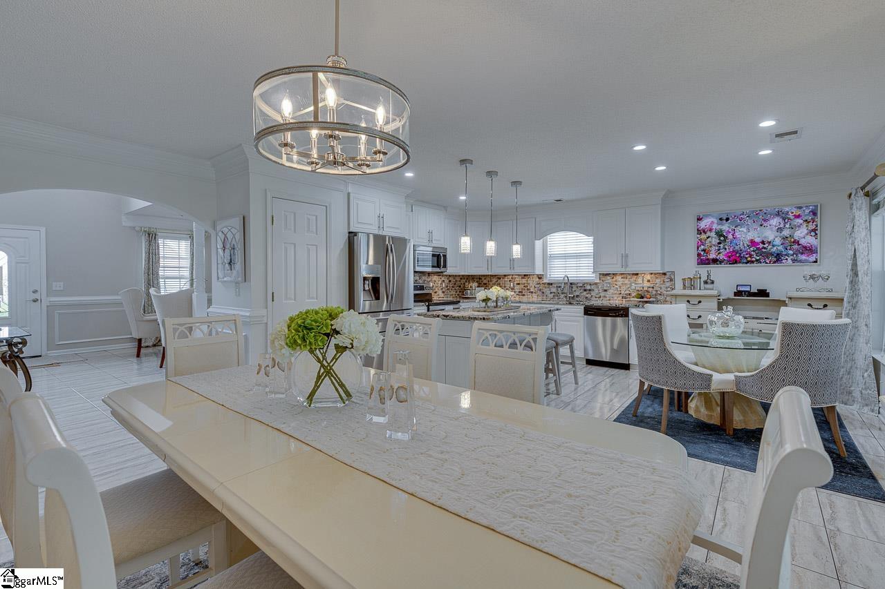 402 Chartwell Drive Greer, SC 29650 - Photo 14 of 36