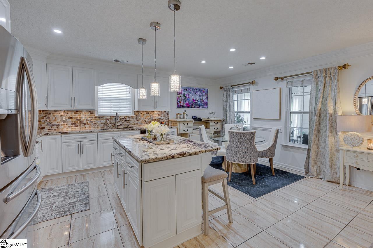 402 Chartwell Drive Greer, SC 29650 - Photo 10 of 36