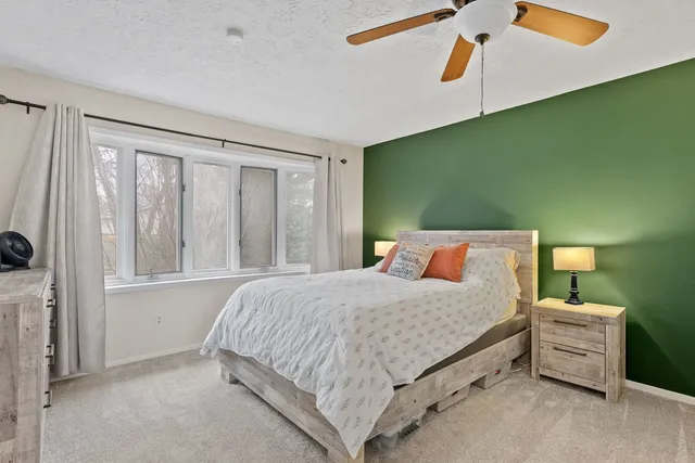 $305,000 | 4415 31st Street, Bettendorf, IA 52722