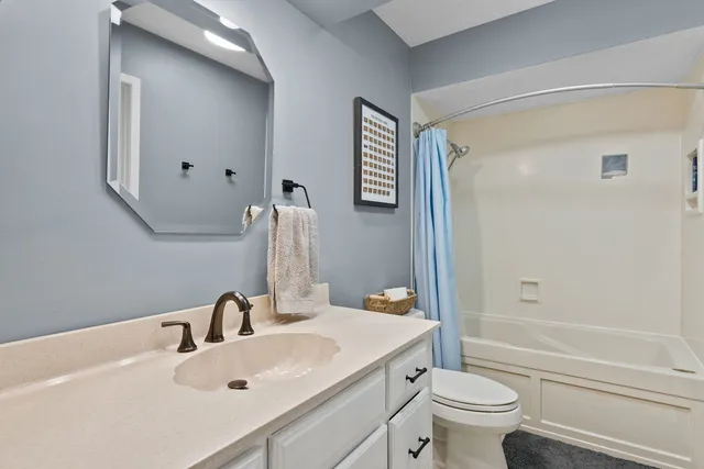 $305,000 | 4415 31st Street, Bettendorf, IA 52722