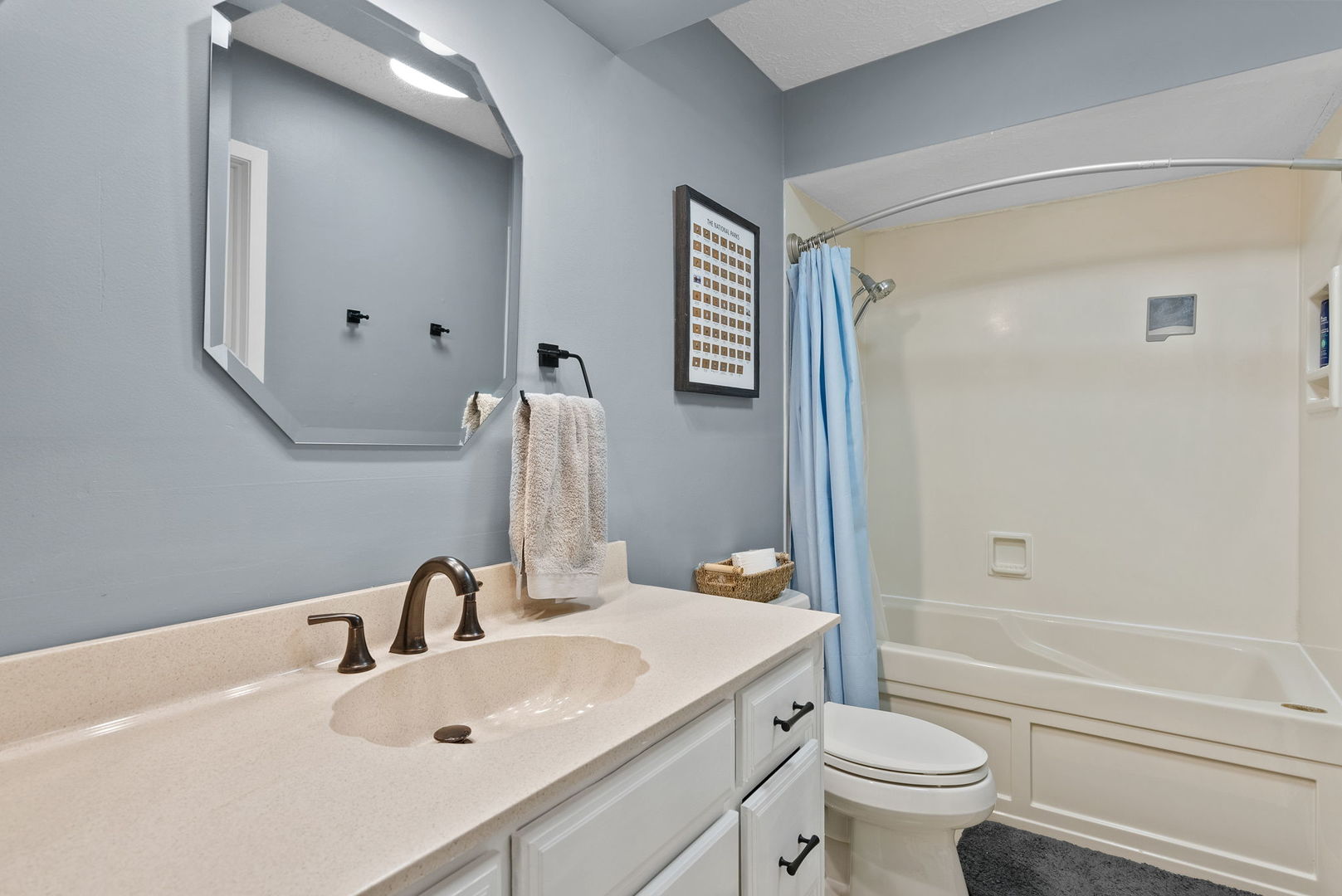 4415 31st Street Bettendorf, IA 52722 - Photo 14 of 36