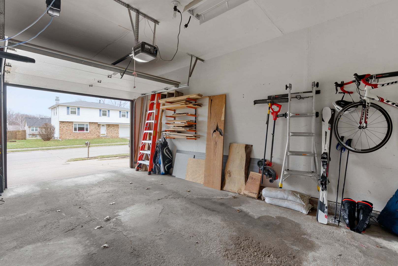 4415 31st Street Bettendorf, IA 52722 - Photo 25 of 36