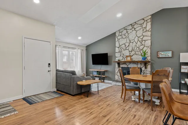 $305,000 | 4415 31st Street, Bettendorf, IA 52722