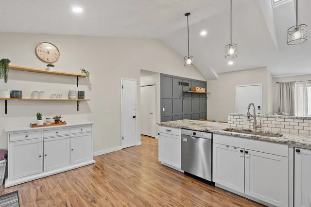 $305,000 | 4415 31st Street, Bettendorf, IA 52722