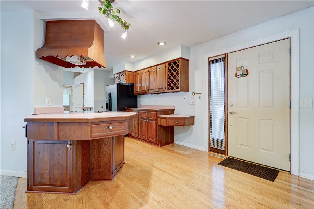 71 Harvest Road Perinton, NY 14450 - Photo 3 of 50