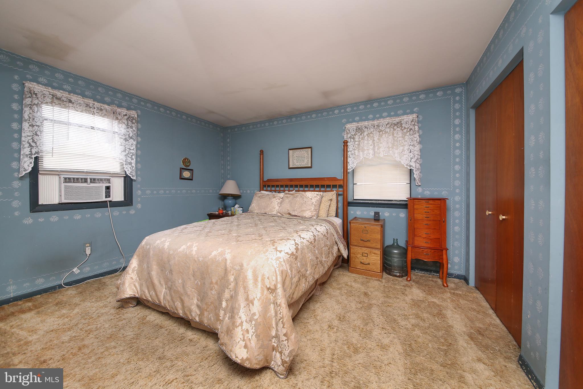 618 Godshall Road Telford, PA 18969 - Photo 10 of 34 Primary Bedroom