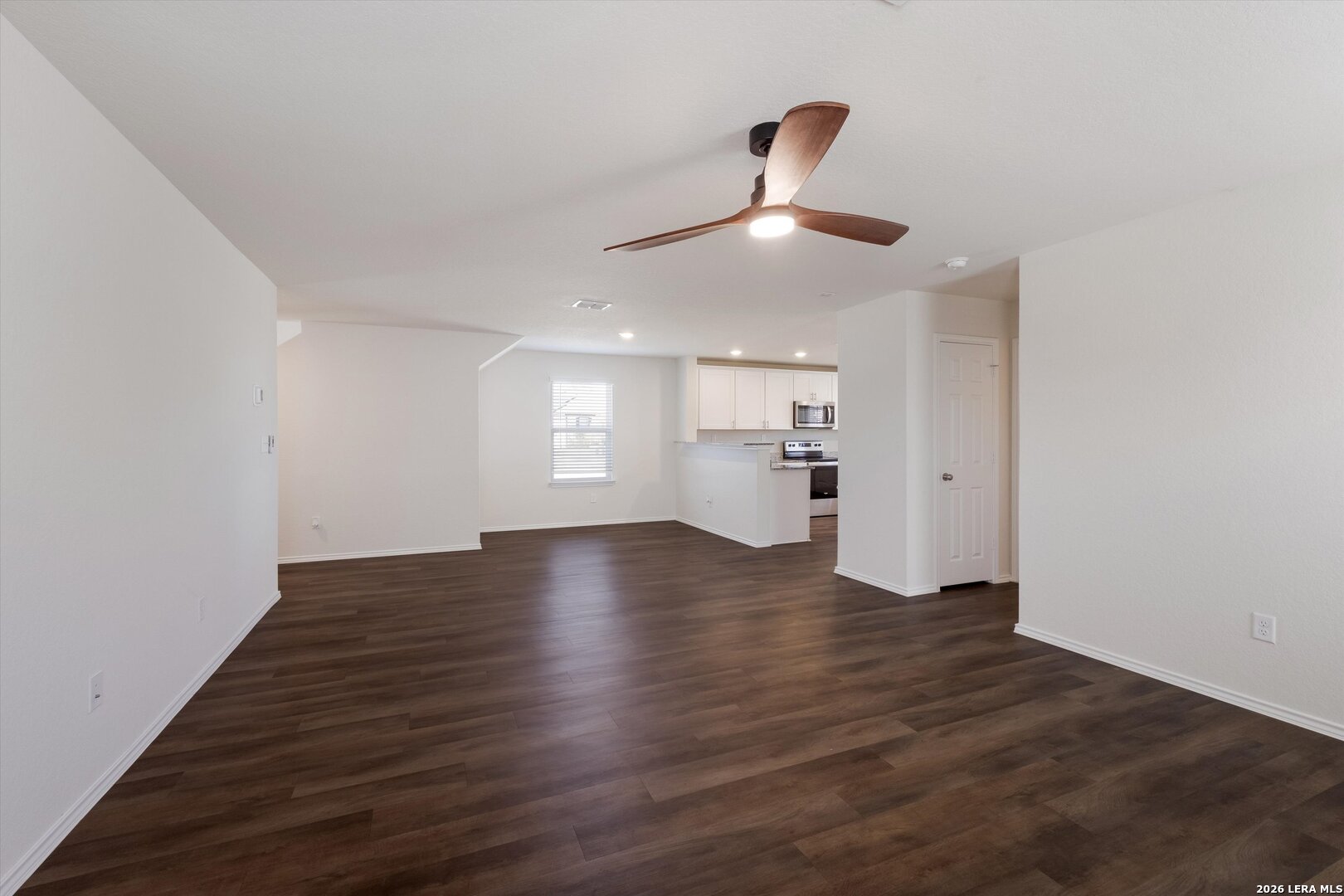 407 Forsythia New Braunfels, TX 78130 - Photo 11 of 36