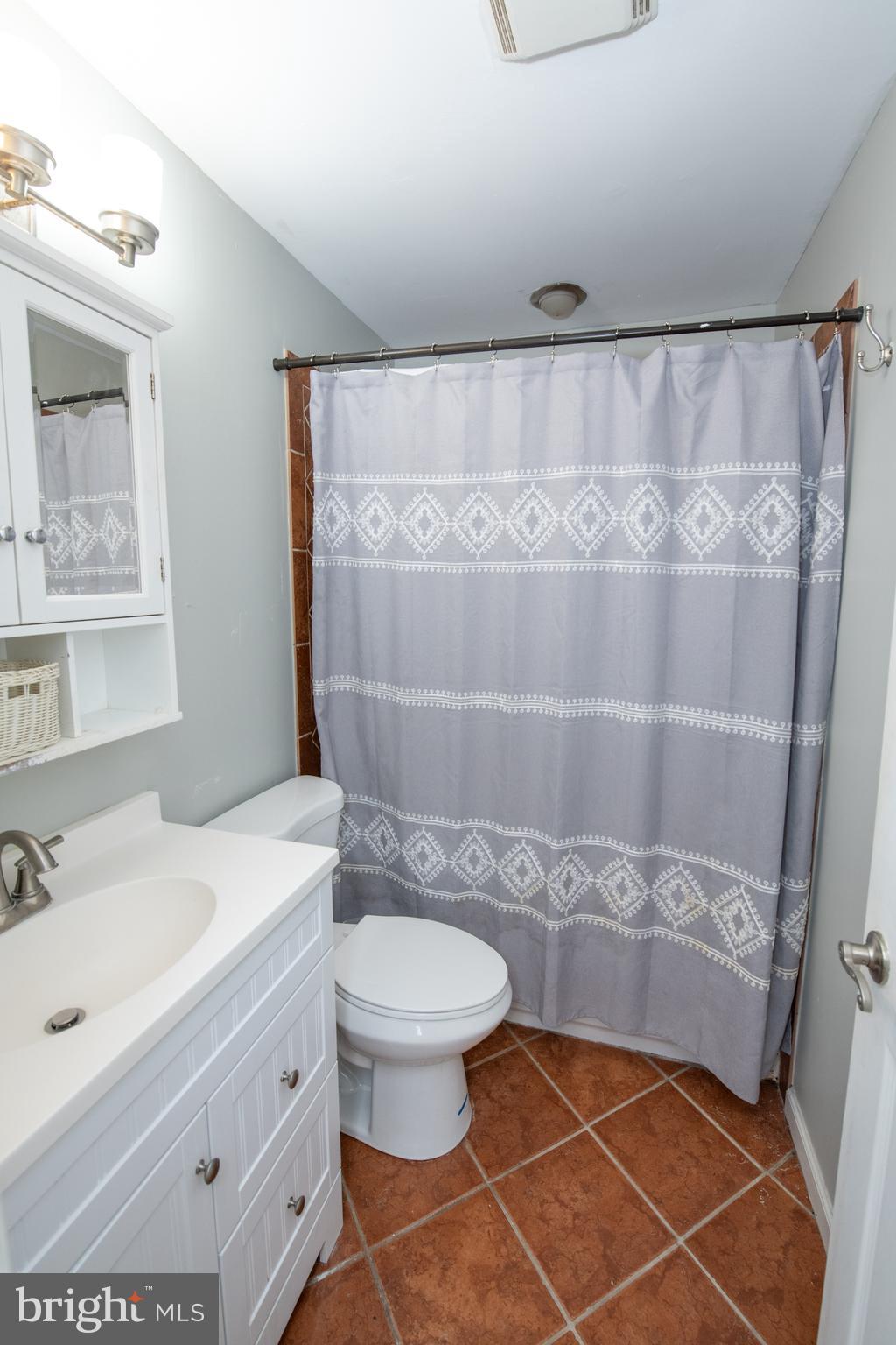 1246 Lavender Road Bensalem, PA 19020 - Photo 21 of 38 Gallery Image 21