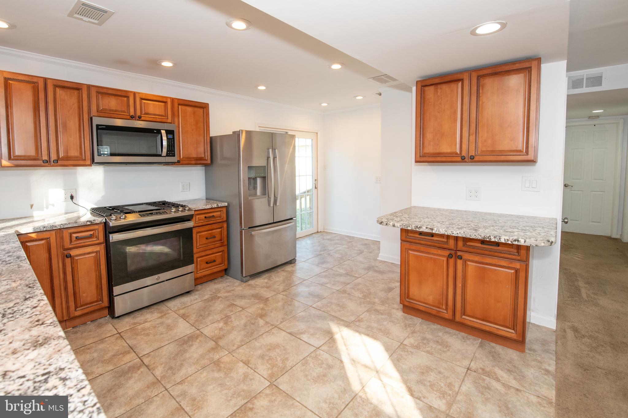 1246 Lavender Road Bensalem, PA 19020 - Photo 9 of 38 Gallery Image 9