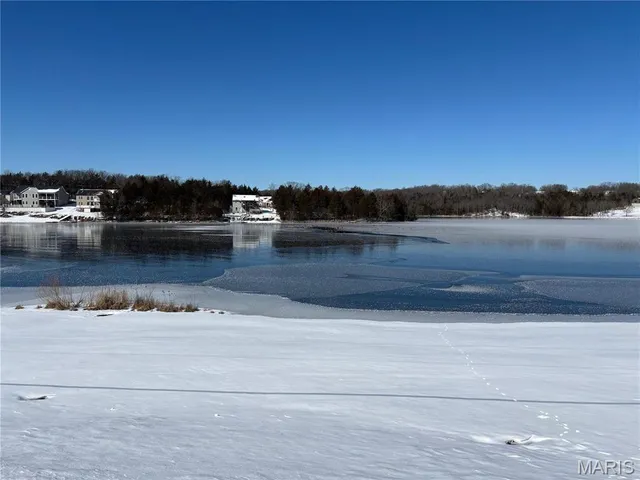 $7,500 | 109 Lakeshore Drive, De Soto, MO 63020