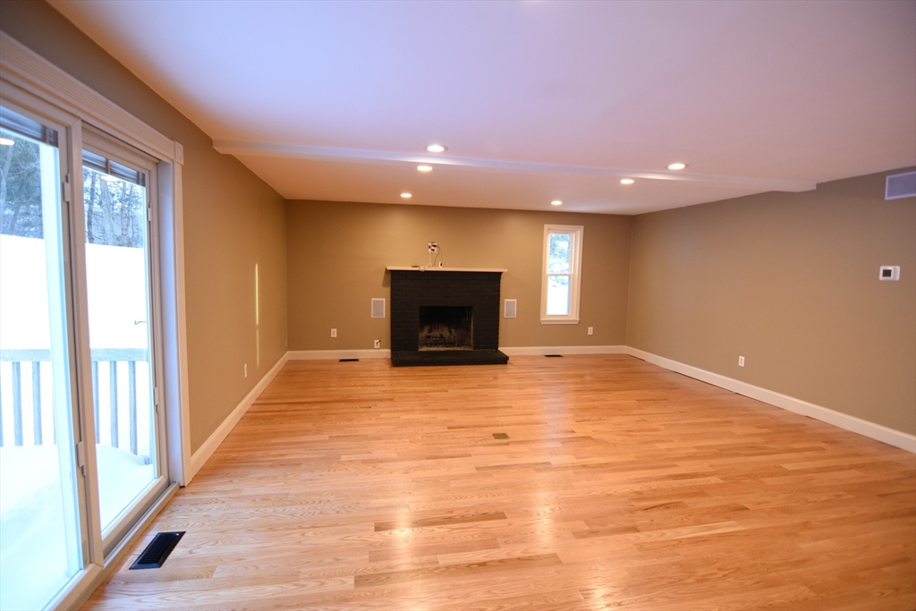 82 Paine Street Bellingham, MA 02019 - Photo 13 of 42