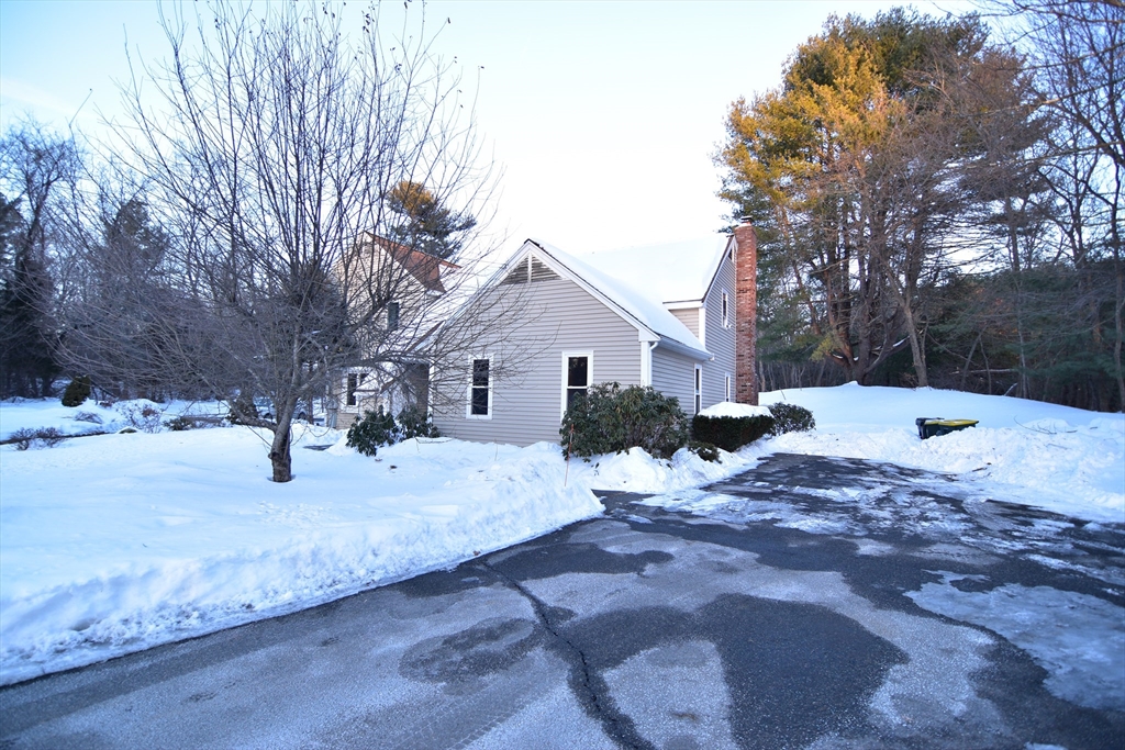 82 Paine Street Bellingham, MA 02019 - Photo 3 of 42