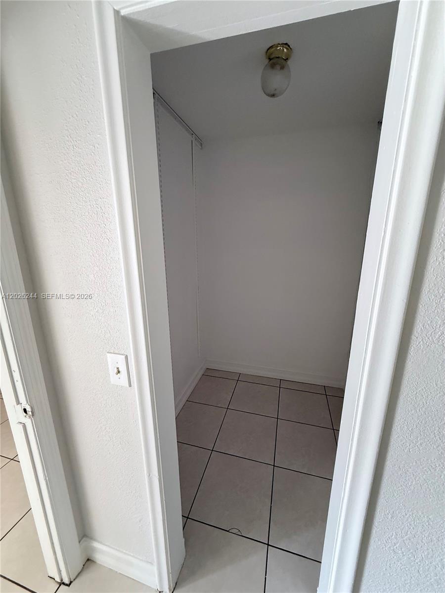 22217 Southwest 61st Avenue Boca Raton, FL 33428 - Photo 21 of 32