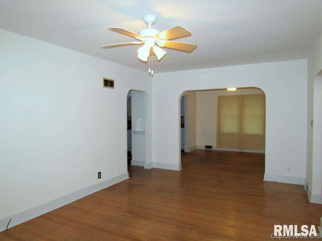 304 South Park Avenue Springfield, IL 62704 - Photo 2 of 16