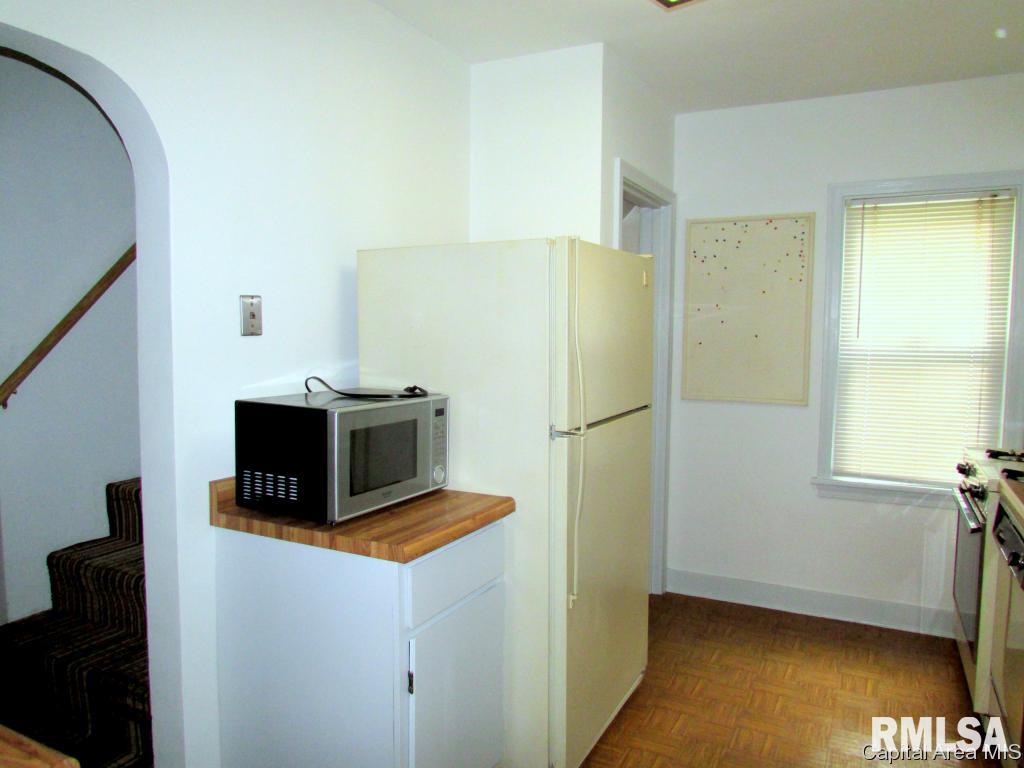 304 South Park Avenue Springfield, IL 62704 - Photo 9 of 16