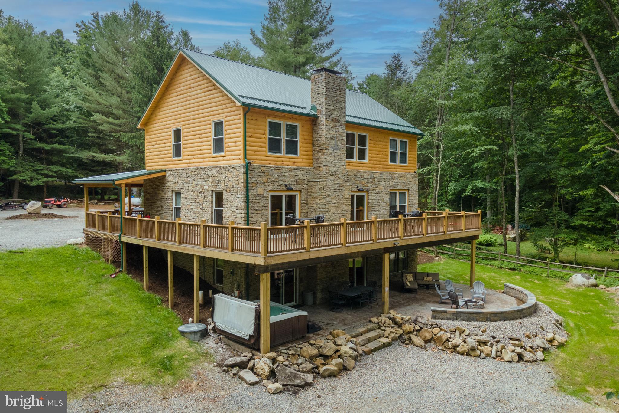 93 Skippers Point Road Oakland, MD 21550 - Photo 1 of 64 Gallery Image 1