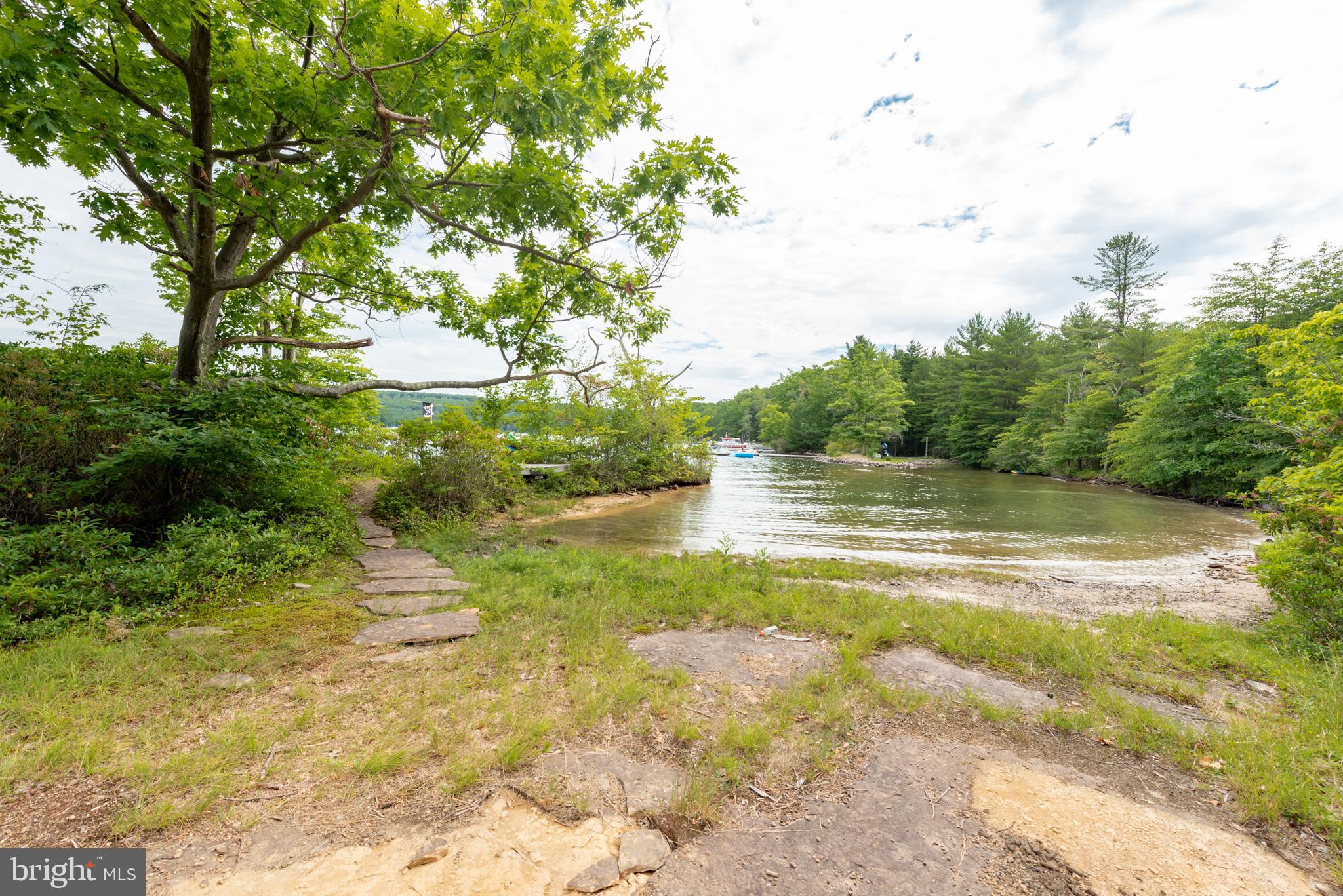 93 Skippers Point Road Oakland, MD 21550 - Photo 3 of 64 Gallery Image 3
