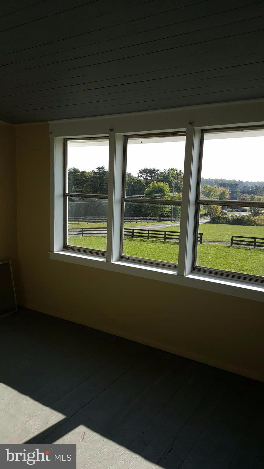 3714 Reliance Road Middletown, VA 22645 - Photo 20 of 24 Sun room
