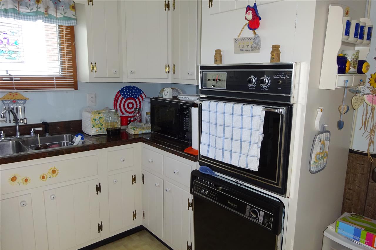 2503 Barrett Road Rochester, IN 46975 - Photo 5 of 33