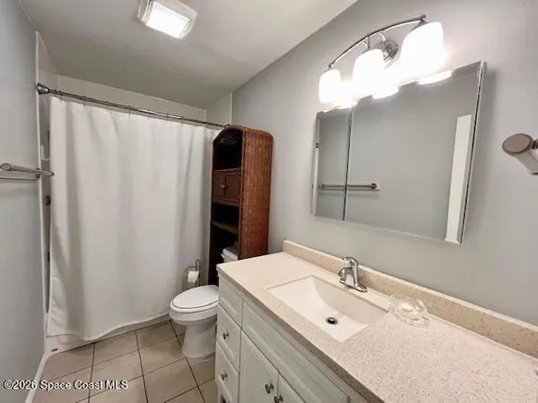 $2,800 | 4 Colonial Drive, Cocoa Beach, FL 32931
