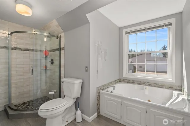 $819,900 | 160 Scenic Ridge Drive, Chehalis, WA 98532