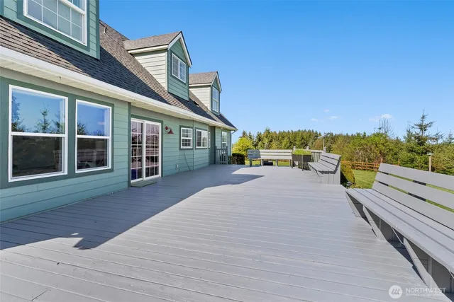 $819,900 | 160 Scenic Ridge Drive, Chehalis, WA 98532