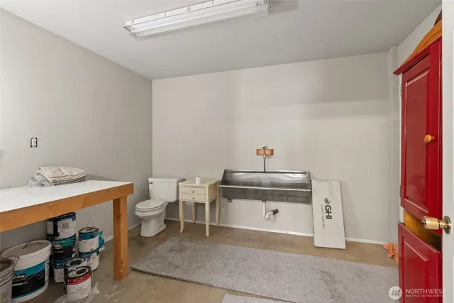 $819,900 | 160 Scenic Ridge Drive, Chehalis, WA 98532