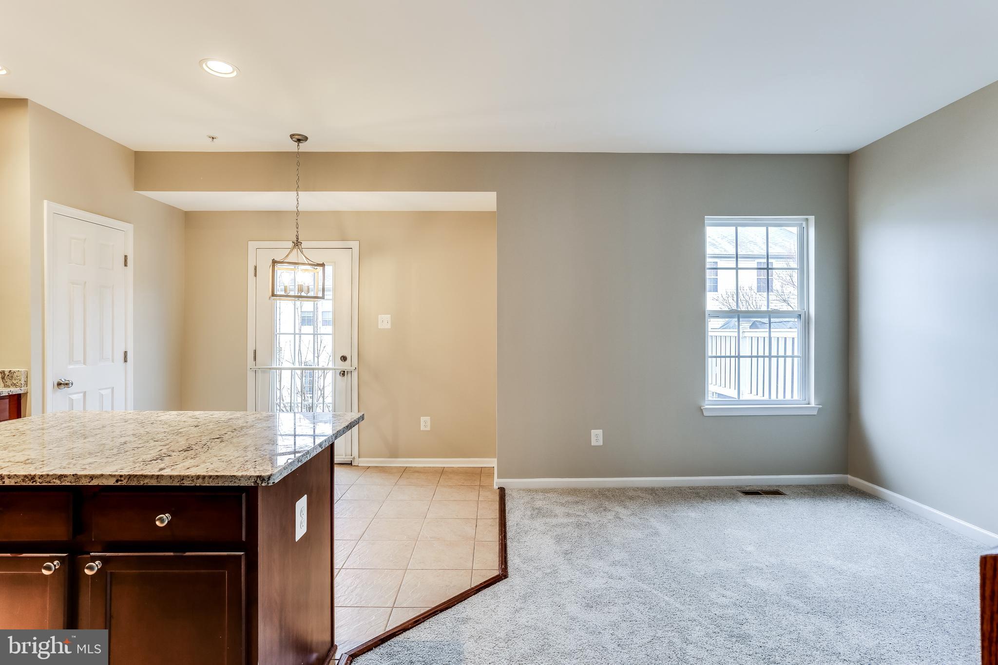 7131 Water Oak Road, Unit 117 Elkridge, MD 21075 - Photo 8 of 30 Kitchen / Dining Room