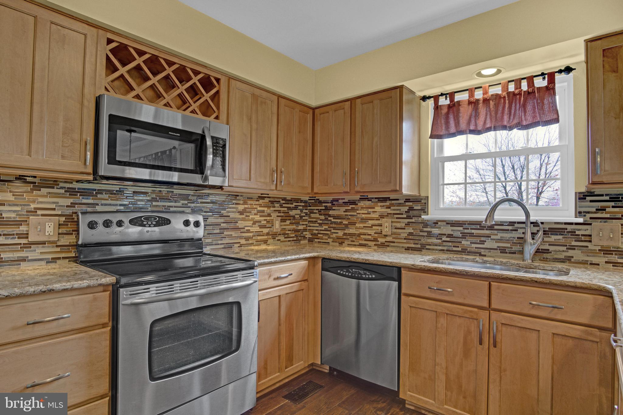 505 Sam Snead Circle Etters, PA 17319 - Photo 6 of 47