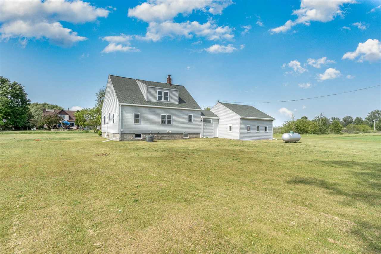 2631 Meyette Road Pinconning, MI 48650 - Photo 5 of 28