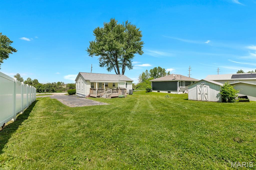 3516 Elm Point Road St. Charles, MO 63301 - Photo 5 of 22