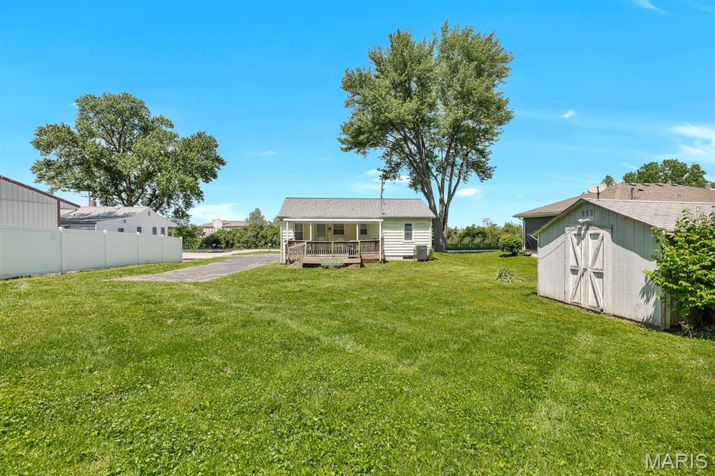 3516 Elm Point Road St. Charles, MO 63301 - Photo 6 of 22