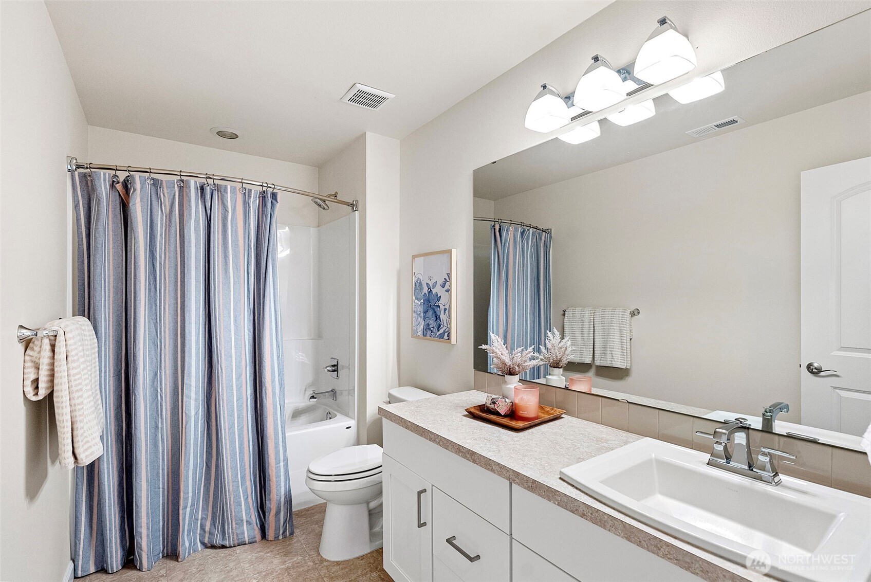 4352 Andasio Loop Southeast Port Orchard, WA 98366 - Photo 23 of 27 Gallery Image 23