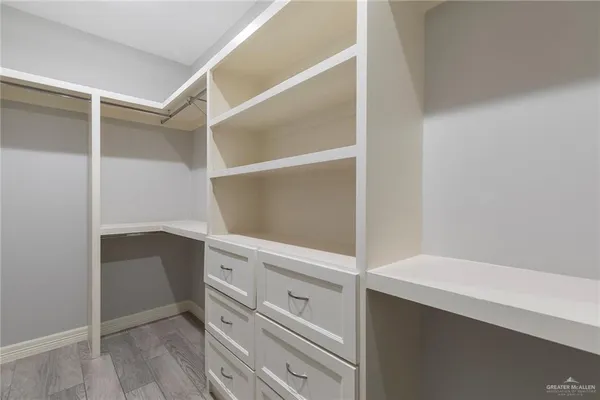 a view of walk in closet