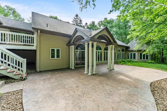 $874,750 | 7884 341st Street, Stacy, MN 55079