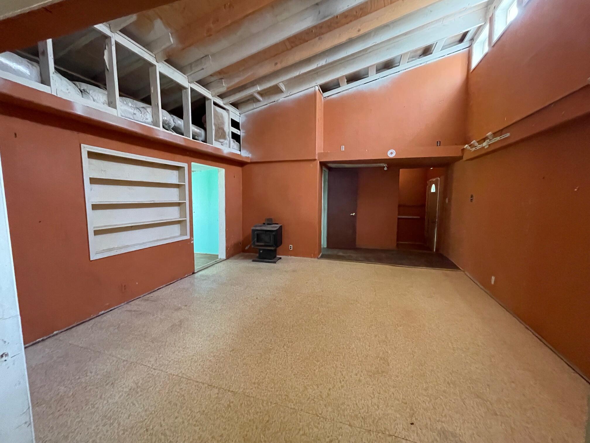 411 South Old Stage Road Cave Junction, OR 97523 - Photo 5 of 39 a view of an empty room