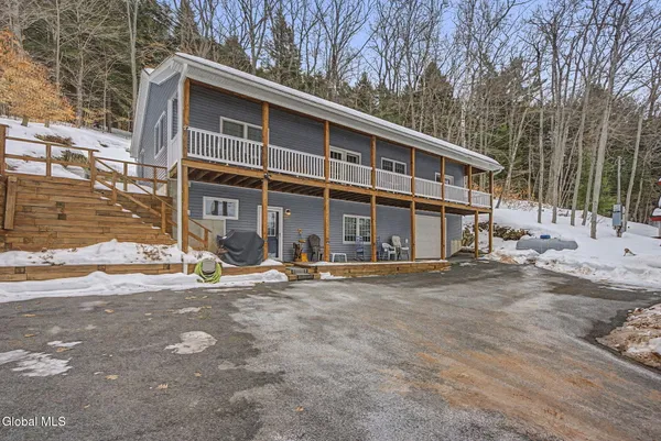 $799,900 | 2018 South Shore Road, Day, NY 12835