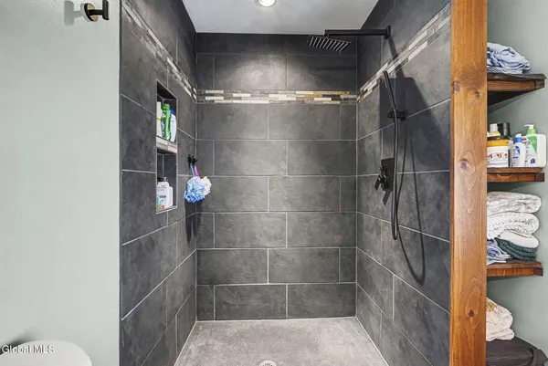 $799,900 | 2018 South Shore Road, Day, NY 12835