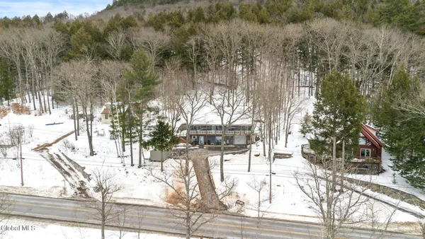 $799,900 | 2018 South Shore Road, Day, NY 12835